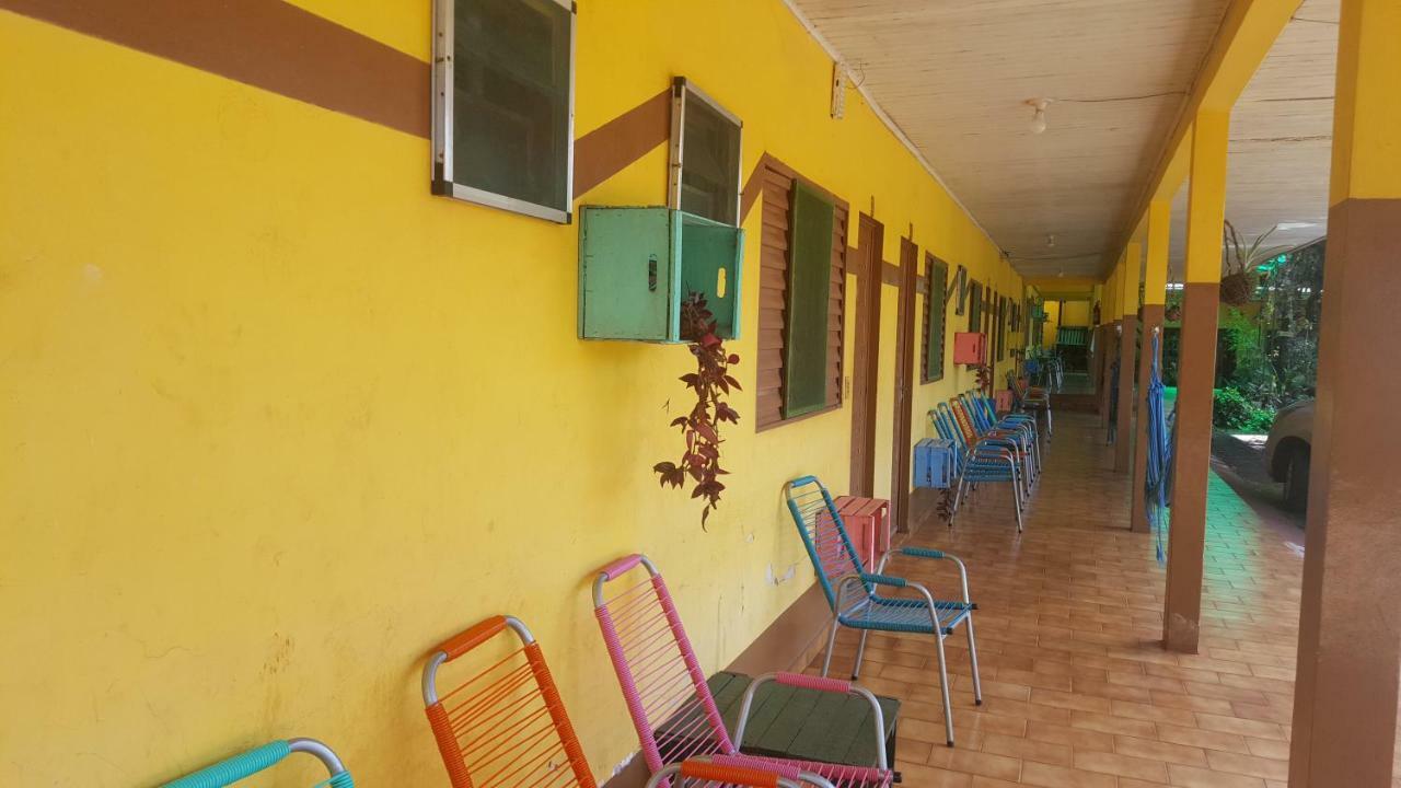 Hotel Los Amigos Πουέρτο Ιγκουασού Εξωτερικό φωτογραφία