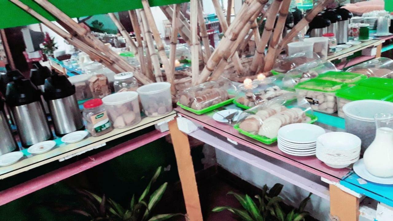 Hotel Los Amigos Πουέρτο Ιγκουασού Εξωτερικό φωτογραφία