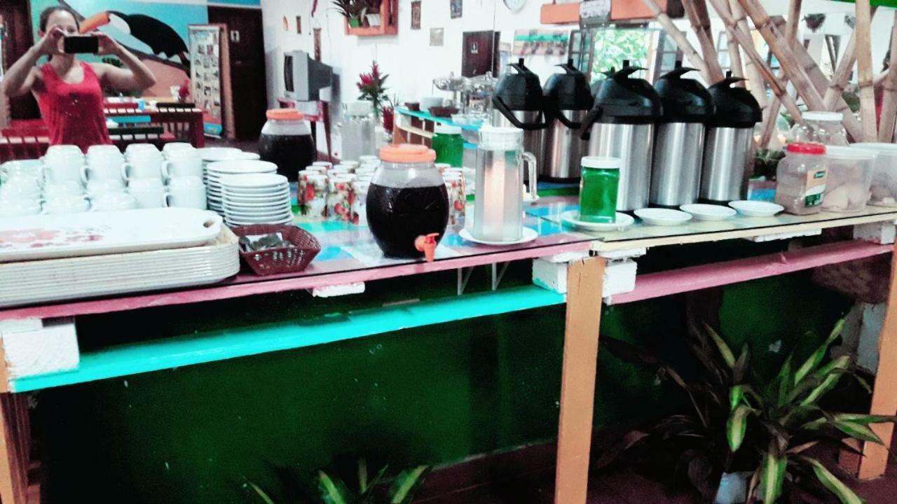 Hotel Los Amigos Πουέρτο Ιγκουασού Εξωτερικό φωτογραφία